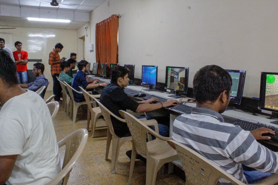 Vidyabharti Trust College Of Master in computer Application Surat Academic Facilities photo 6